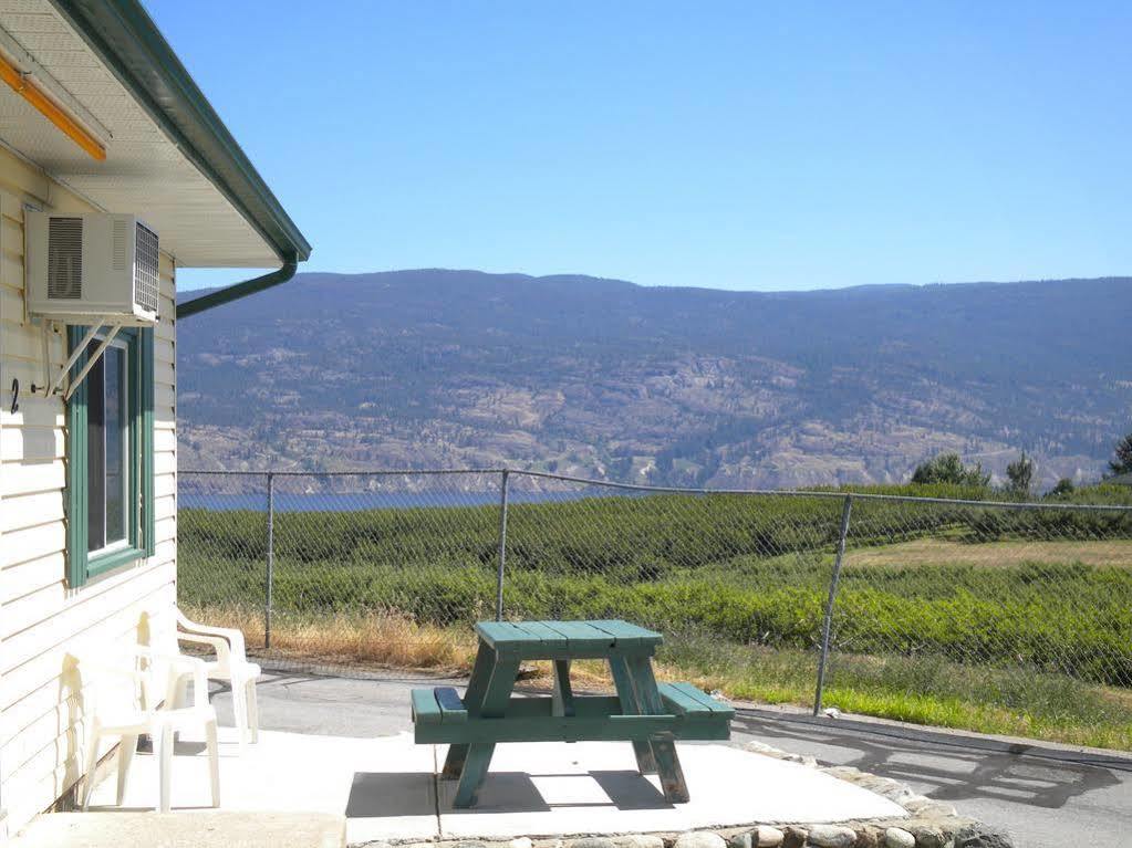 Pleasant View Motel Summerland Exterior foto